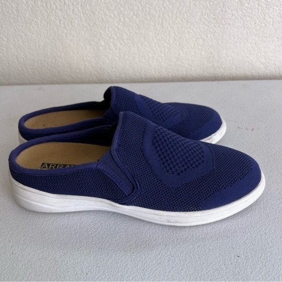 Array sport slip on knit stretch blue size 8 - Picture 1 of 6